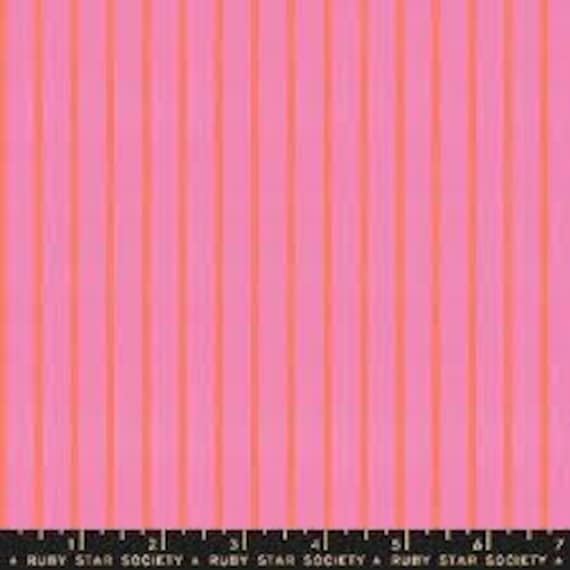 Warp and Weft Heirloom 412311 - Ruby Star - 1/2 yard