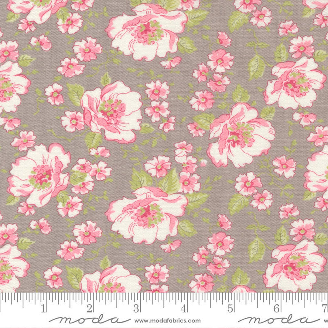Grace - Brenda Riddle 1872012 - 1/2 Yard - Etsy