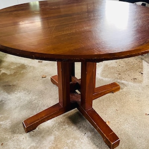 Must Pick up! RARE ETHAN ALLEN Arts & Crafts Solid Cherry wood round pedestal table from 1990