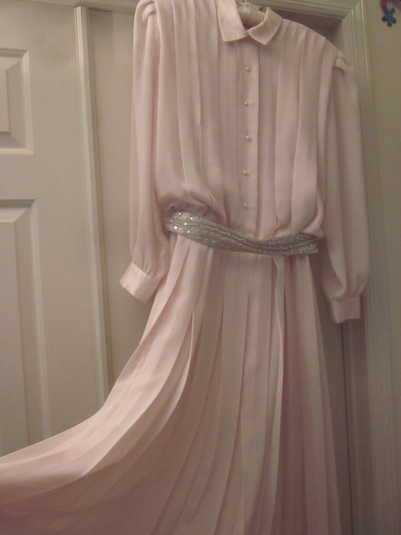Vintage holiday wedding beautiful pale pink butto… - image 3