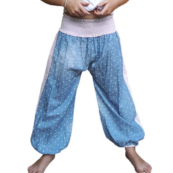 Pantalon d'été Alibaba, Aladdin, chambray bleu, à pois blanc et rose pâle, sarouel, bobo, filles, bébés, ethnique, créateur enfants, AUMMADE