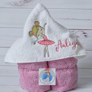 Hooded Towel - Ballerina Towel - Unicorn Gift - Birthday Gift Girls - Girls Beach Towel - Baby Girl Gift - Girls Bath Towel - Pink Ballerina