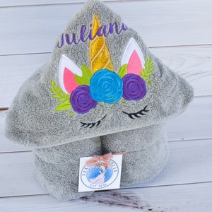 Hooded Towel - Unicorn Towel - Unicorn Gift - Birthday Gift For Girls - Girls Beach Towel - Baby Girl Gift - Girls Bath Towel - Gray Unicorn