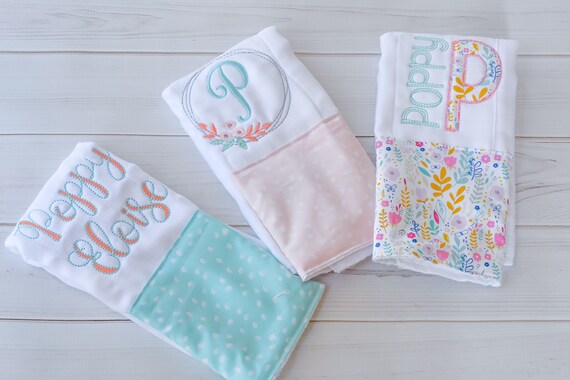 Personalized Burp Cloths Personalized Baby Gift Burp Cloths Monogrammed Burp Cloth Set Burp Rags Burp Cloths Girl Burping Cloths Etsy Ireland