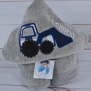 Personalized Hooded Towel - Tractor Towel - Boys Gifts - Kids Bath Towel - Kids Bathroom Decor - Tractor Nursery Theme - Farm Nursery Decor