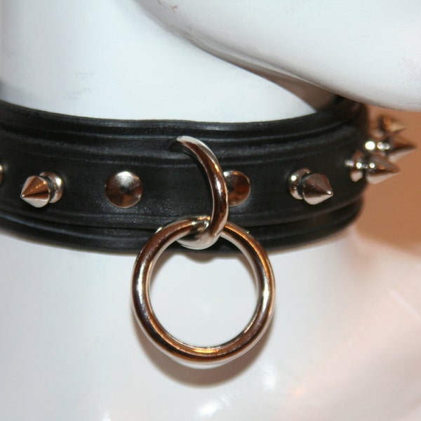 Gothic Choker mit Spikes und einem O-Ring