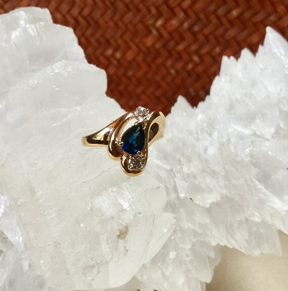 Sapphire and diamond ring, yellow 14k gold, one c… - image 3