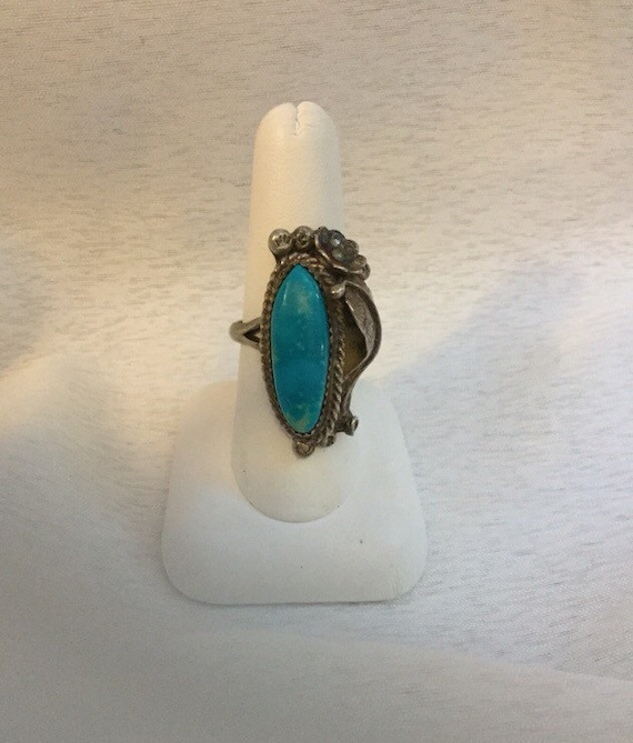 Old pawn ring, native american turquoise sterling