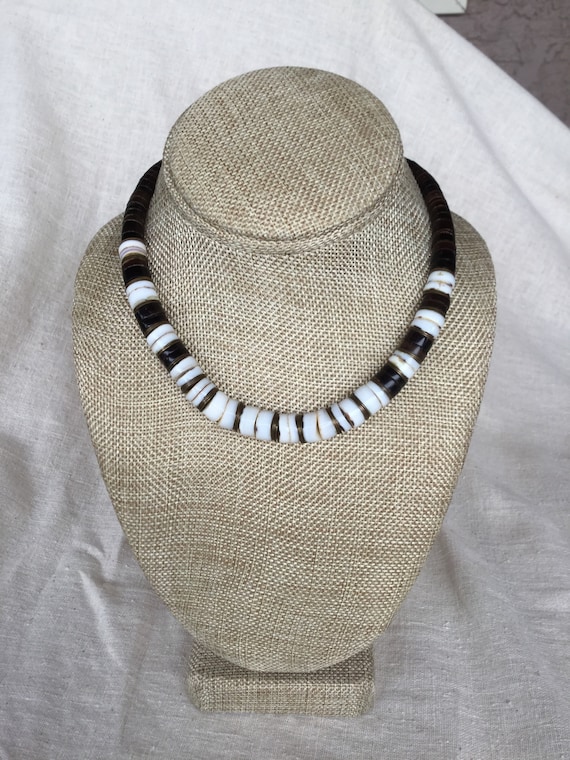 Vintage shell bead necklace