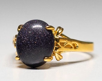 Vintage Black Sandstone 18KT Yellow Gold Cocktail Ring Natural Midnight Blue Sandstone Ring Galaxy Sandstone Ring Size 9 Hallmarked