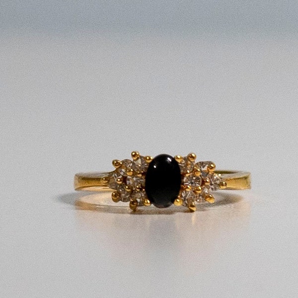 Oval Onyx & Clear Brilliant Cut Zircons Ring 18Kt HGE Yellow Gold Cocktail Ring Size 7 Designer Ring