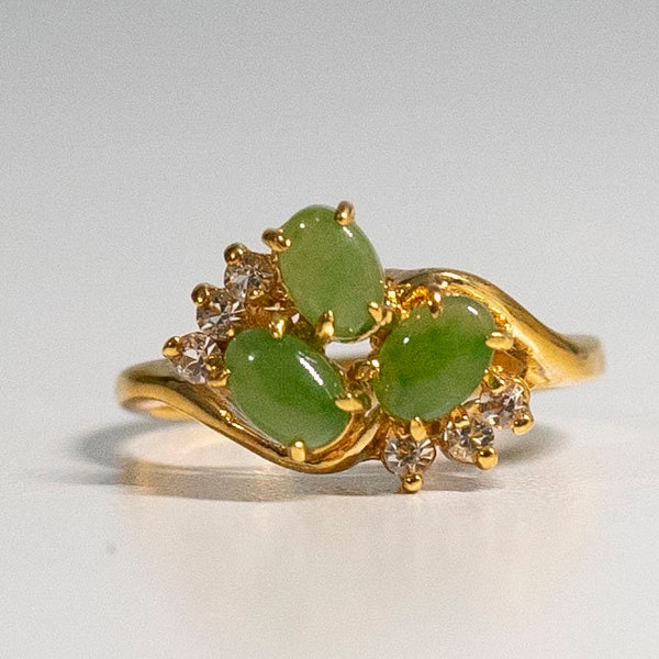 Oval Jade & Clear CZ Stones Ring Dolphin Ore Lots of Sparkling 18Kt HGE Yellow Gold Cocktail Ring Size 8 1/2 semi-precious stone