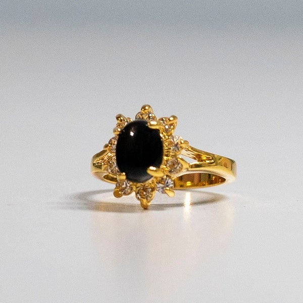 Vintage Art Deco Onyx Gemstone & Clear CZ Stones Ring 18Kt HGE Yellow Gold Cocktail Ring  Size 5