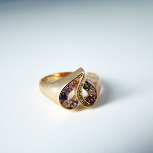 Anello vintage a forma di cuore per la mamma: zircone cubico a 3 pietre, misura 8