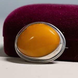 Antique European 800 Sterling Silver Oval Baltic Amber Brooch Pin Egg Yolk Rare Natural Amber Hallmarked