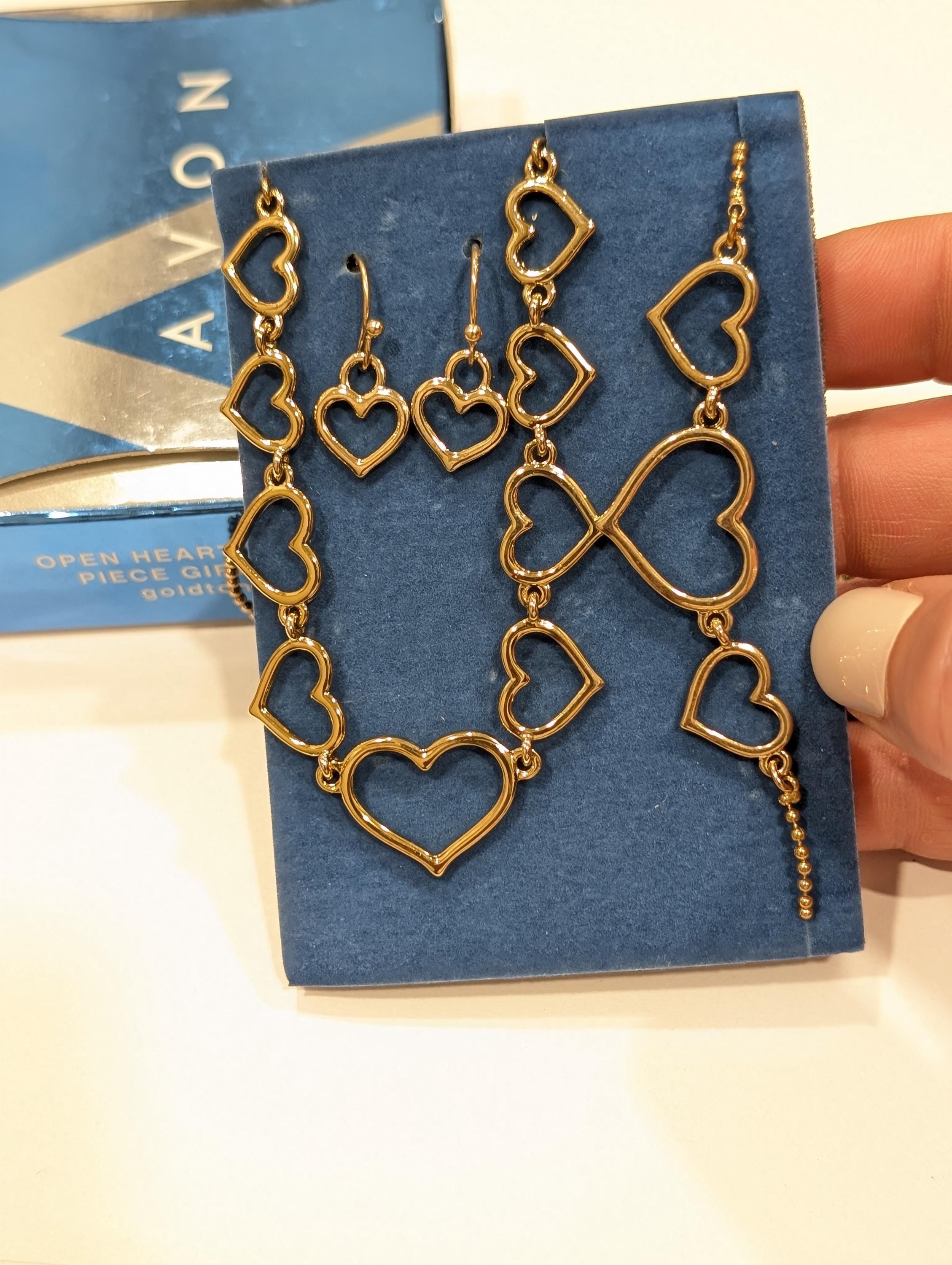 Avon Open Heart Goldtone Jewelry Set: Vintage Necklace, Bracelet