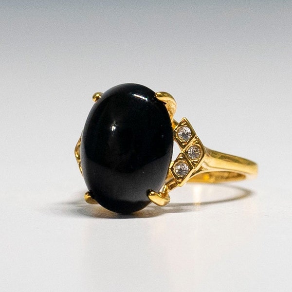 Vintage Large Black Onyx Gemstone Ring 18Kt HGE Yellow Gold Cocktail Ring  Size 8 Hallmarked