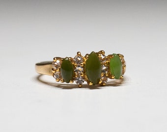 Three Stone Jade & Clear CZ Stones Ring Dolphin Ore Lots of Sparkling 18Kt HGE Yellow Gold Cocktail Ring Size 7