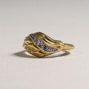 Vintage AVON Starswept Ring: Rhinestone Gold Cocktail Ring (Size 4 to 5.5) NOS