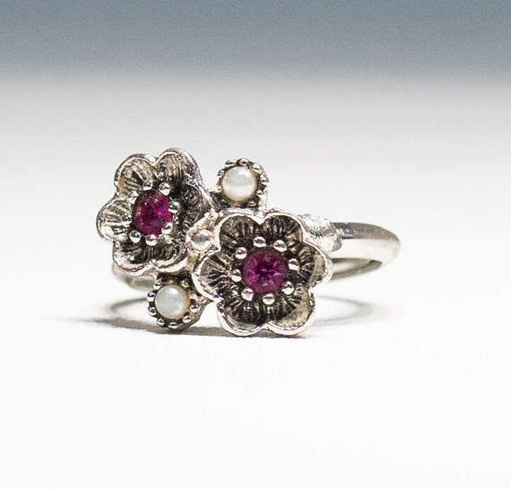 Vintage avon rings discount