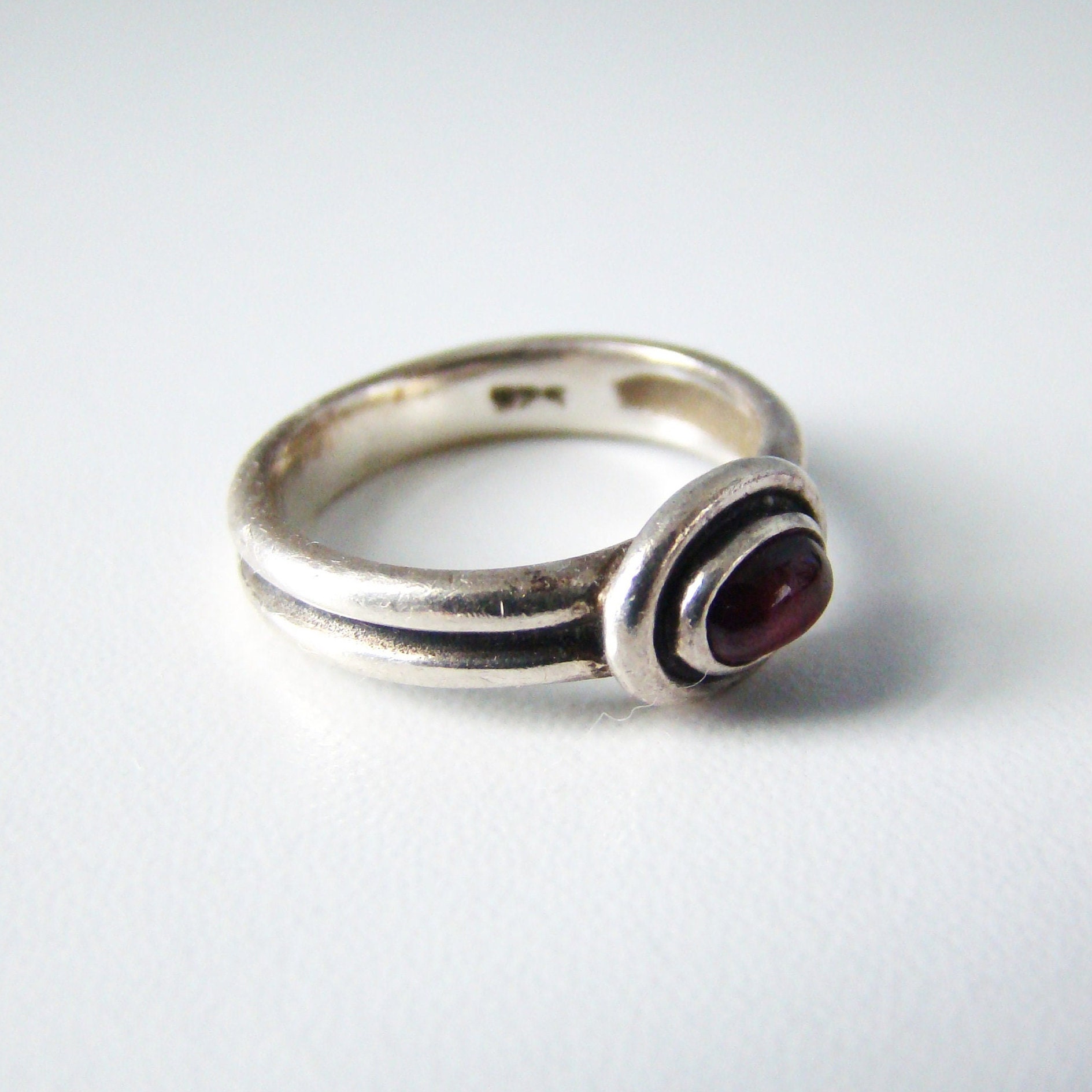 Bague Ancienne En Argent Massif 925 – Jonc Alliance – Taille 54 – Créateur AVON – Occasion