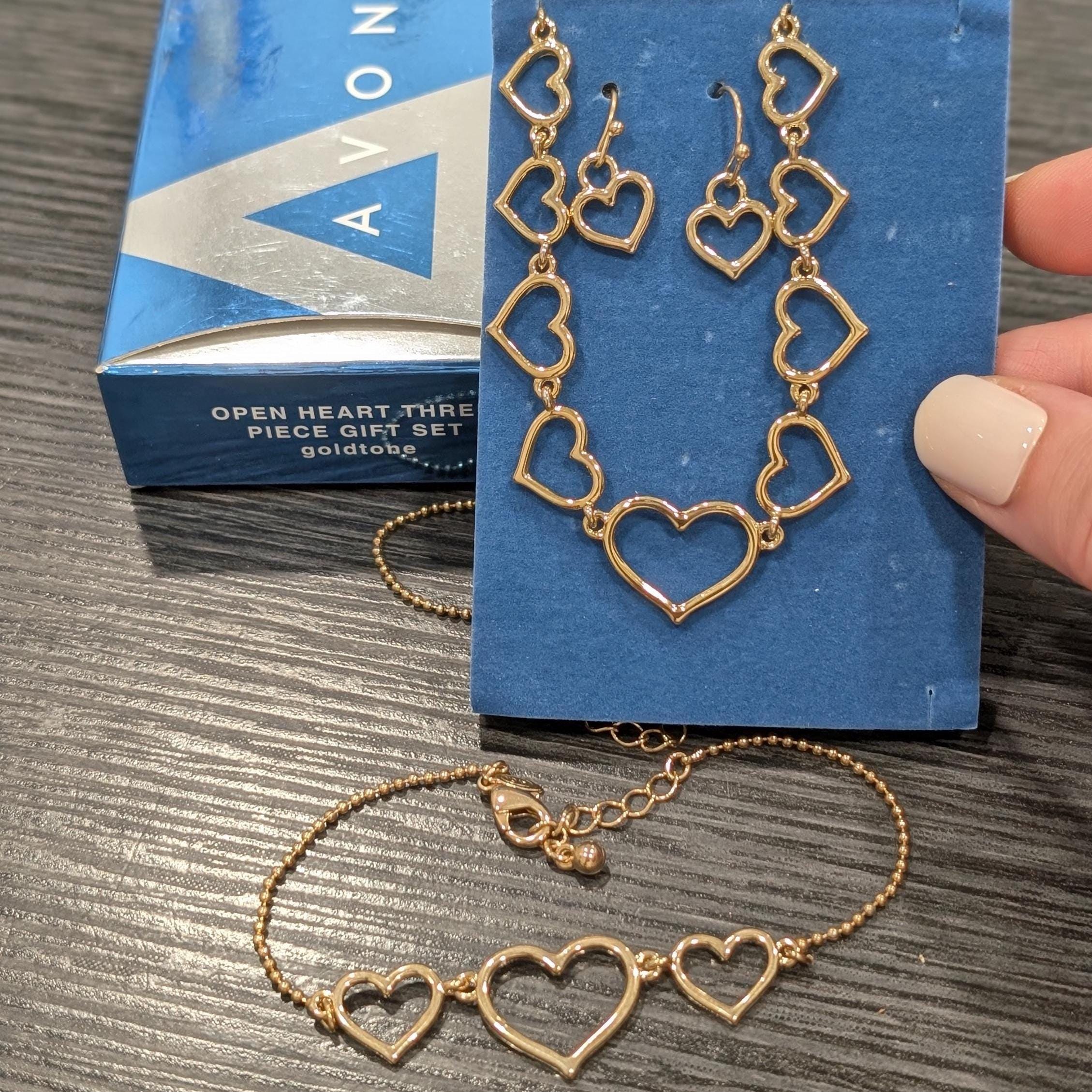 Avon Open Heart Goldtone Jewelry Set: Vintage Necklace, Bracelet