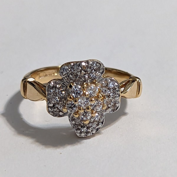 Impressive Clear Moissanite Crystals 18KT HGE Yellow Gold Faux Diamond Ring Flower Band Size 6 Hallmarked Lots of sparkling!