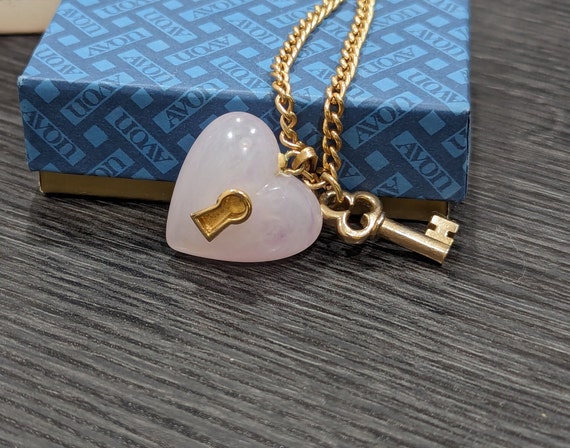 Rare Avon Key To My Heart Goldtone Rose Quartz Ne… - image 4