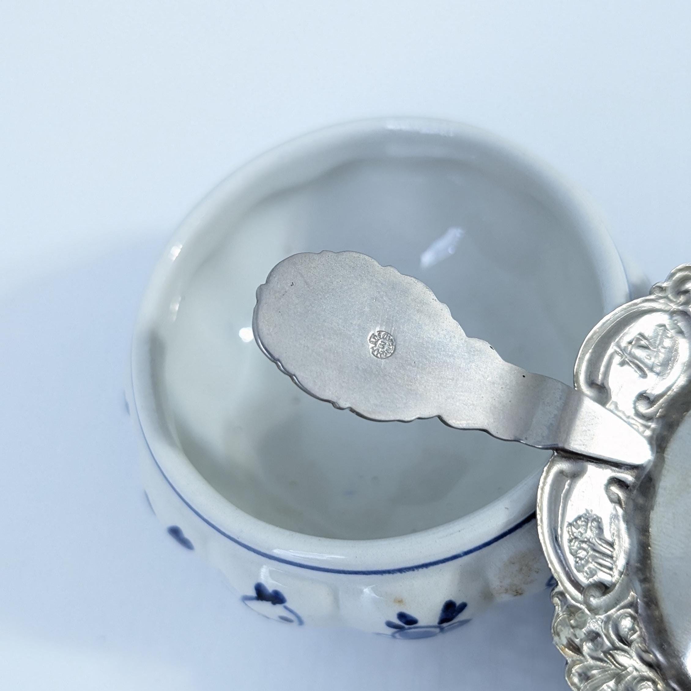 Vintage Delft Blue Floral Holland Tea Strainer With Porcelain