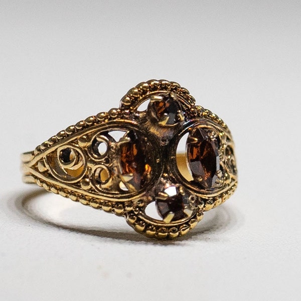 Vintage Victorian Filigree 18KT HGE Gold Faceted Smokey Quartz Crystals Solitaire Ring Size 8