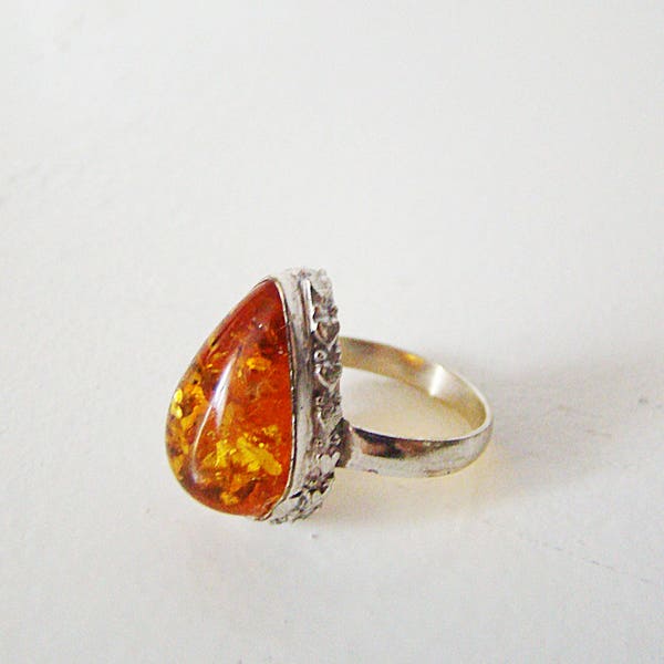 Vintage Amber Sterling Silver Ring Art Nouveau Vintage 925 Sterling Silver Amber Ring, Size 8