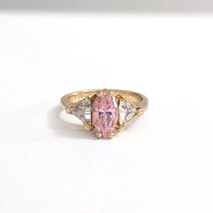 Vintage Aurora Ana BeKoach Pink Kuizite Ring: Austrian Strass, 18KGE Gold, Size 6, Hallmarked