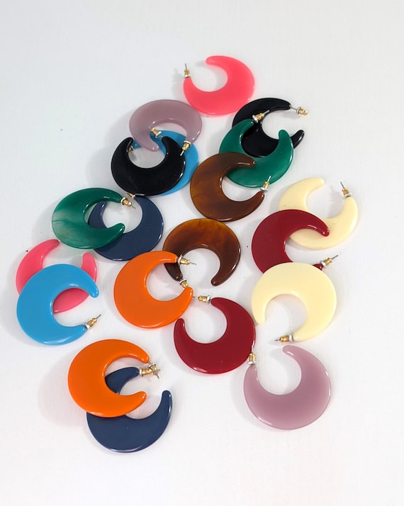 Kenneth Jay Lane KJL Lucite Crescent Hoop Earring… - image 9