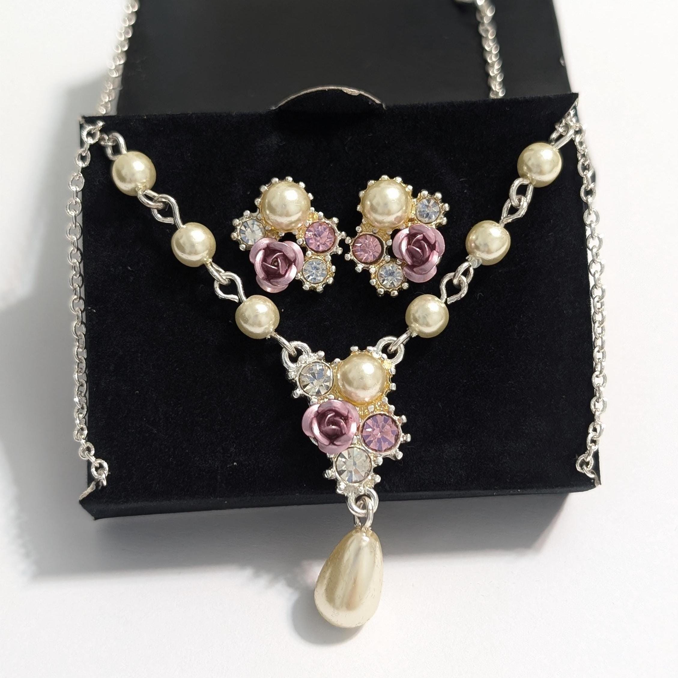 Avon Melissia Pearl Rose Necklace and Earring Gift Set Y Shape