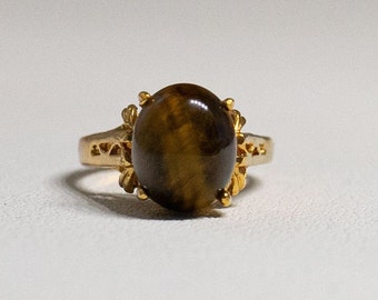 Elegant Tiger Eye Gemstone Ring 18Kt Yellow Gold Finish Cocktail Ring Size 5