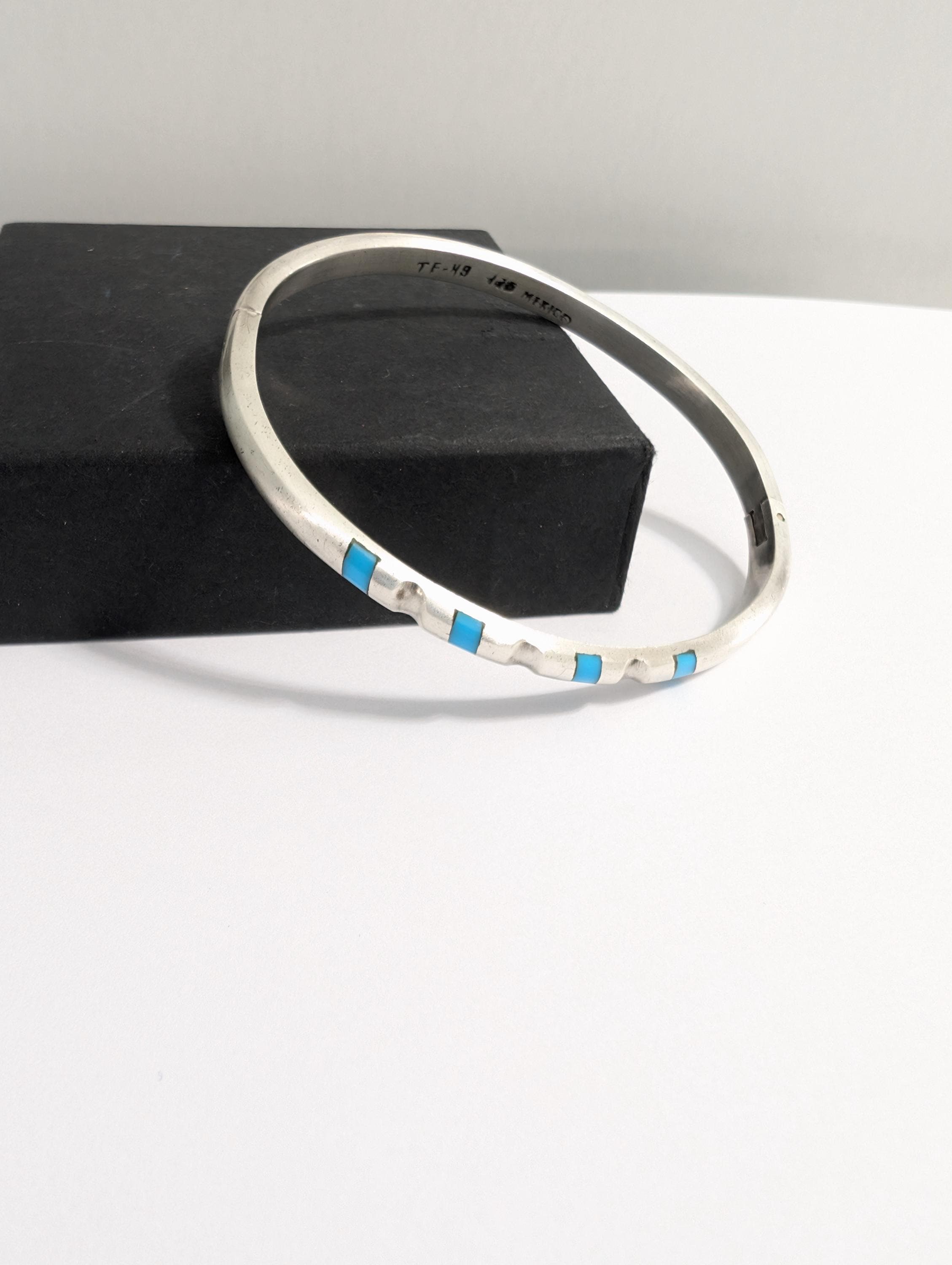 Taxco Sterling Silver Turquoise Inlay Bangle Bracelet: TF-49 925