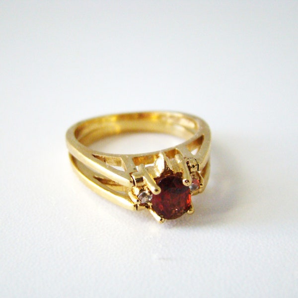 Vintage 14KT HGE Lind Reversible Ring with Garnet and Cubic Zirconia Stones Ring Size 5 Estate Jewelry One Ring with 2 Looks Marked Estate