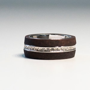 Designer CAMILLE LUCIE Wood Band Ring With Austrian Crystals Size 9