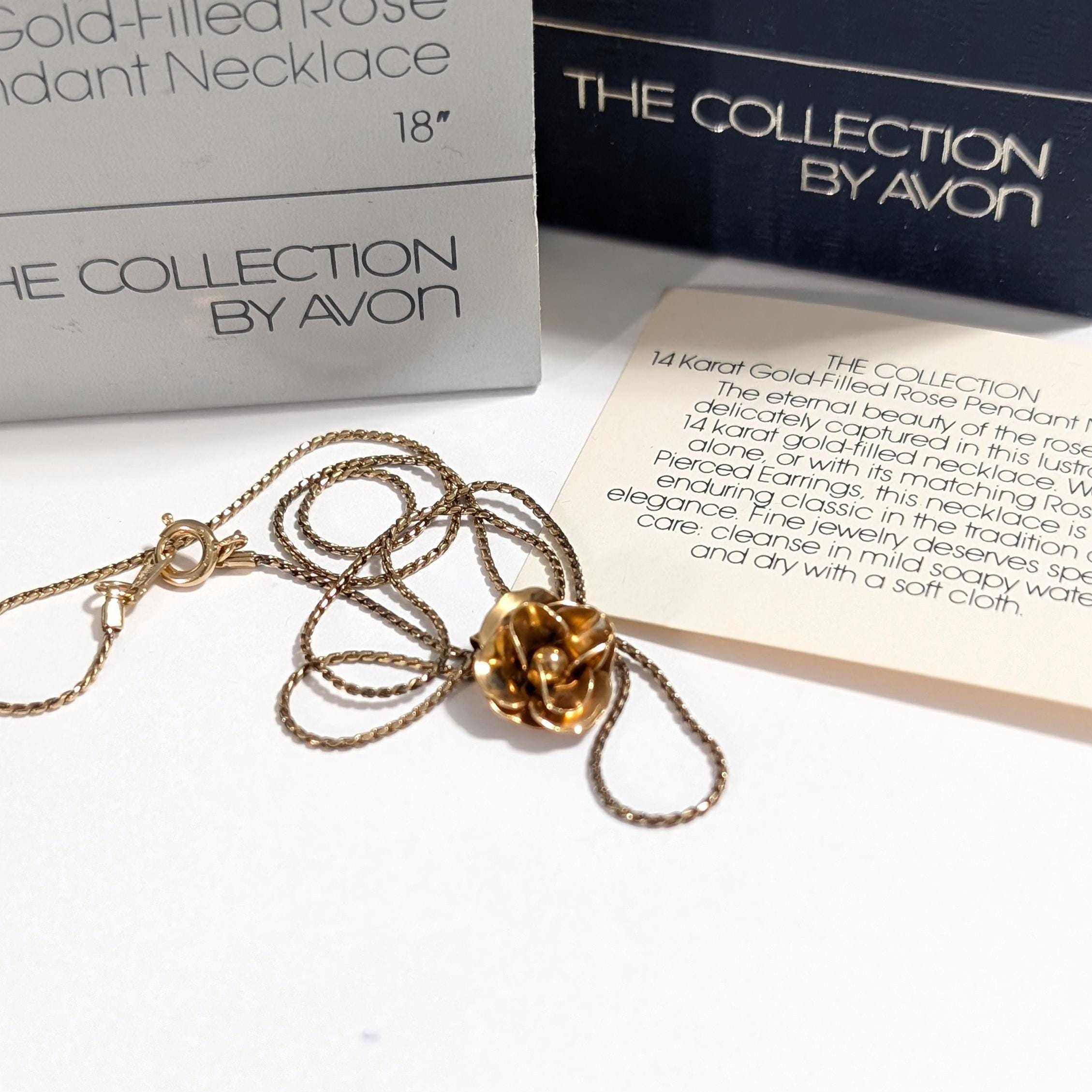 On Gold V Jewelry Mark Gold Avon Nr Jewelry Mark Rose Necklace