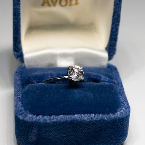 AVON Sterling Brilliantelle Solitaire Ring Size 5 Promise Engagement 1979 Avon 925 Sterling Silver Clear Topaz New Old Stock