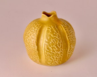 Vase with Pomegranate Shape