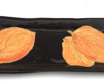 Tray with Inlaid Persimmon Leaves