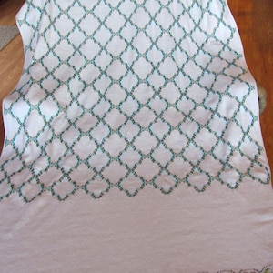 An Original Quatrefoil Swedish Weaving Pattern
