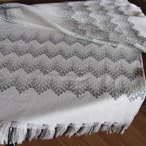 50 Waves of Gray Swedish Weaving Blanket Pattern
