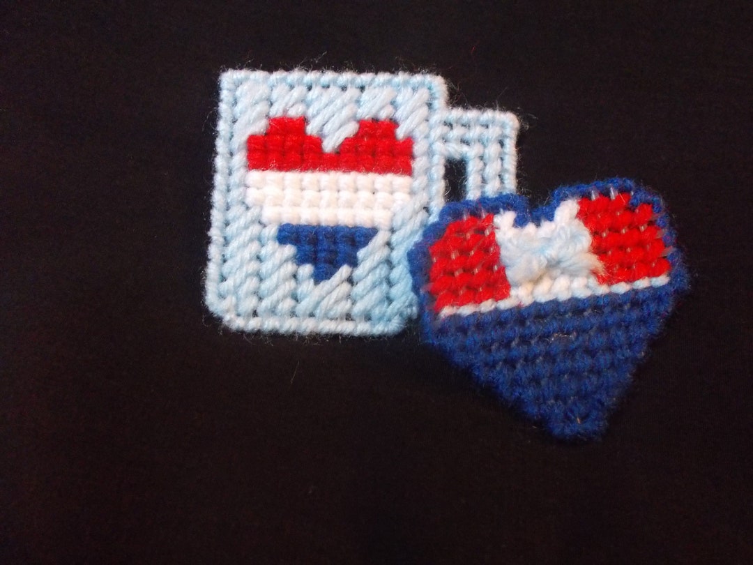 Plastic Canvas Patriotic Magnet Set - Cup and Heart - Etsy