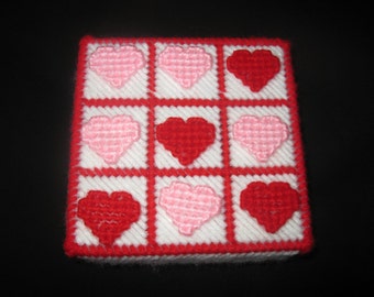 Plastic Canvas Valentine Tic Tac Toe Travel Game