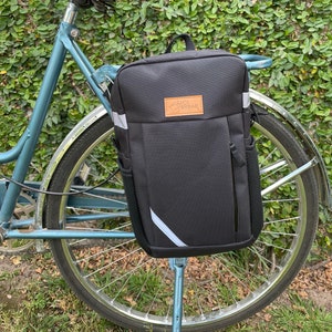 Sport Black Waterproof Bicycle pannier/ bike pannier /lightweight backpack/ bicycle accessories/ black backpack waterproof pannier