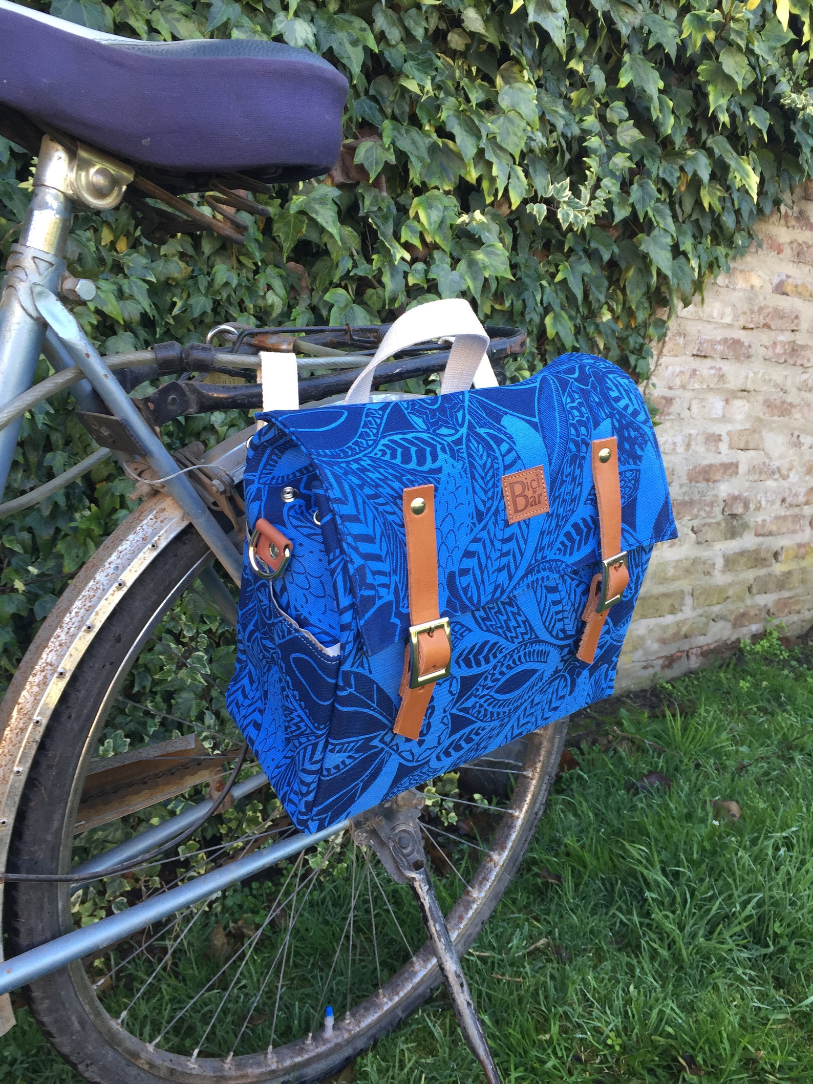 Bicycle pannier/blue canvas and leather pannier/bicycle Etsy