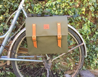 Waterproof Bicycle pannier/green waterproof pannier/bicycle messenger/green waterproof bag/ bicycle accessories/green messenger/ bicycle bag