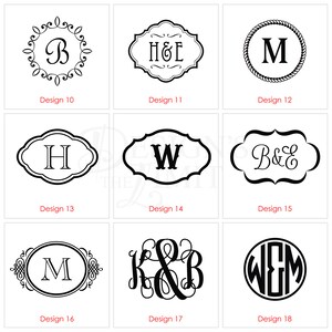 Puede incluir: Nueve dise&ntilde;os de monogramas diferentes para un regalo personalizado. Los dise&ntilde;os presentan diferentes fuentes y estilos, incluyendo una fuente de escritura cl&aacute;sica, una fuente de bloque simple y una fuente decorativa con remolinos.